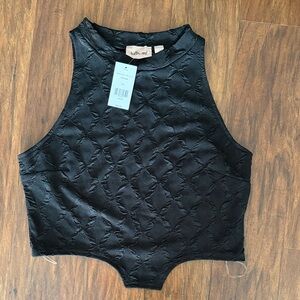 Black Textured Cropped Tank Top - willow root